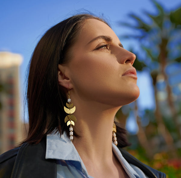 The Carry Earings